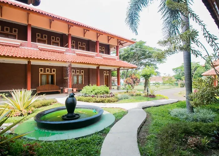 Hotel O Edotel Smkn 1 Pacet Syariah