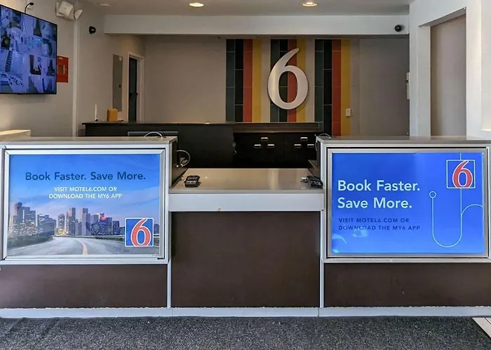Motel 6-Danvers, Ma - Boston North