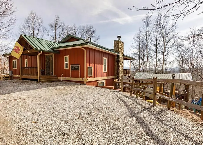 Red Rooster Family Cabin W/Hot Tub+Fire Pit+View
