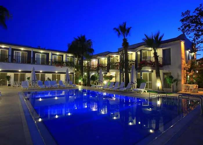 Catamaran Hotel