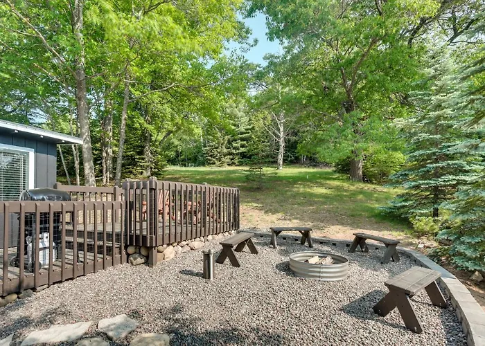 Eagle River Retreat Near Dam Lake W/ Boat Dock!