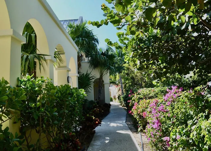 Bungalows At Windsong On The Reef