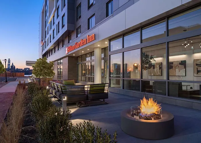 Hilton Garden Inn Camden Waterfront Philadelphia