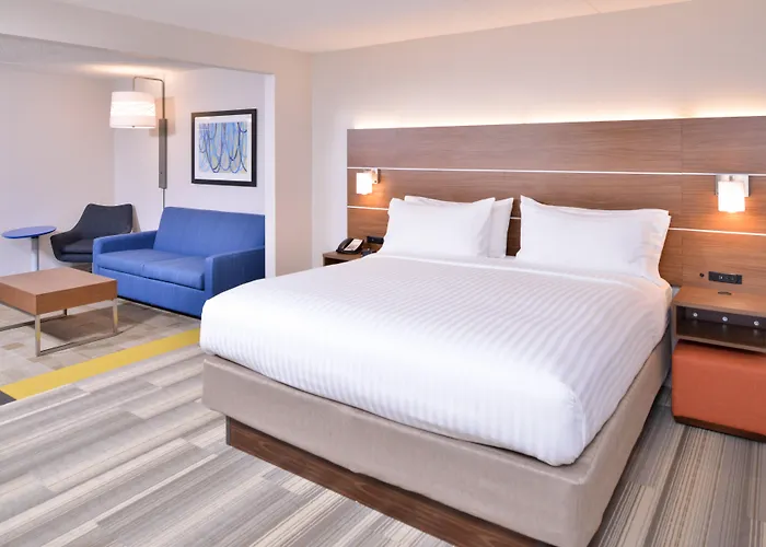 Holiday Inn Express & Suites Indianapolis Dtn-Conv Ctr Area By Ihg