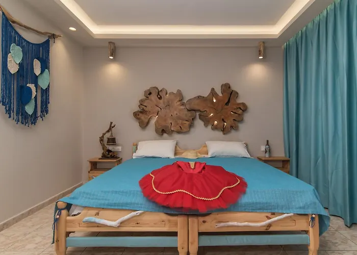 Iniohos Zante Hotel & Suites