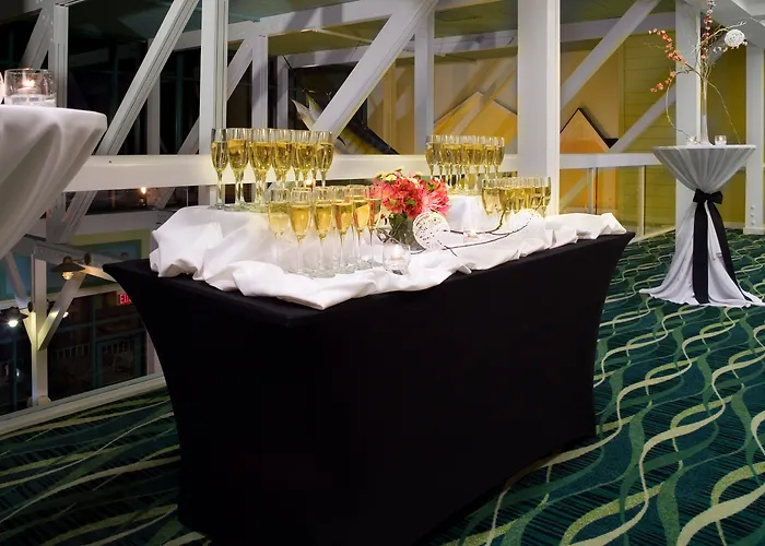 Holiday Inn Va Beach-Oceanside 21St St By Ihg