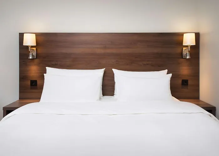 Park Inn By Radisson Oslo Airport Hotel West
