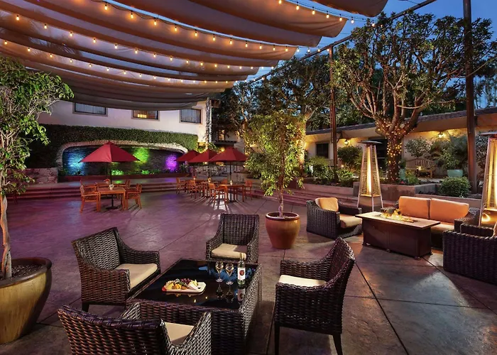 Doubletree By Hilton Claremont