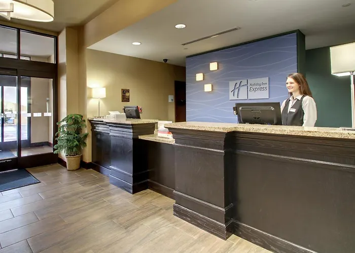 Holiday Inn Express Natchez South West By Ihg
