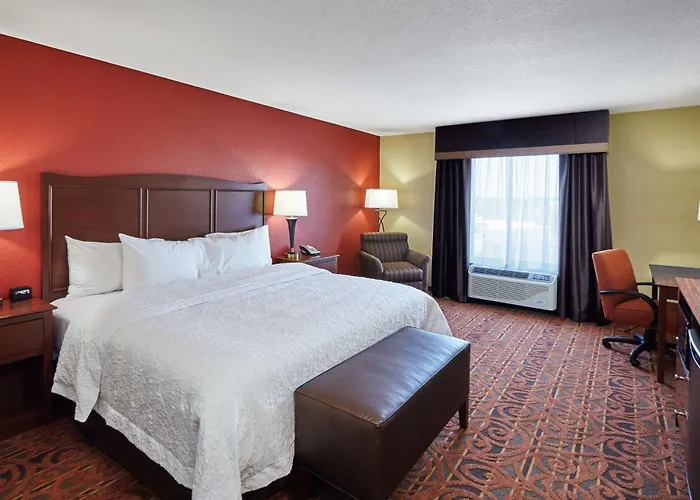 Hampton Inn & Suites Milwaukee/Franklin