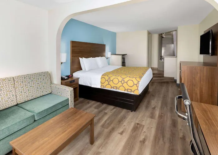 Baymont By Wyndham Biloxi - Ocean Springs