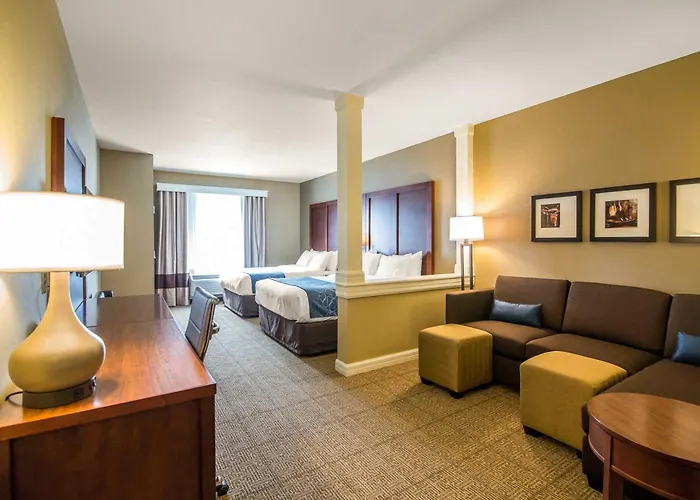 Comfort Suites Dodge City