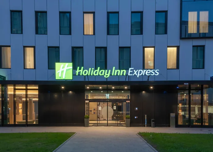Holiday Inn Express Duesseldorf - Hauptbahnhof By Ihg