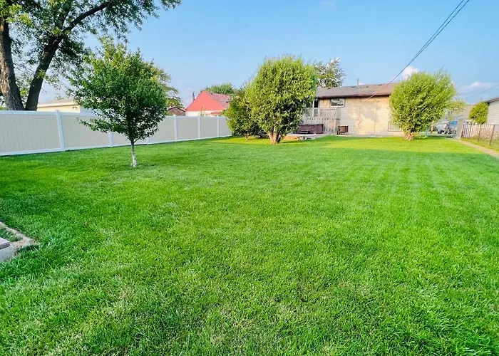 Luxe 3Br, 2Ba + Hot Tub