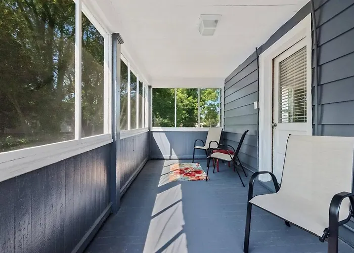 West High 3Br Private Backyard Petersburg Gem