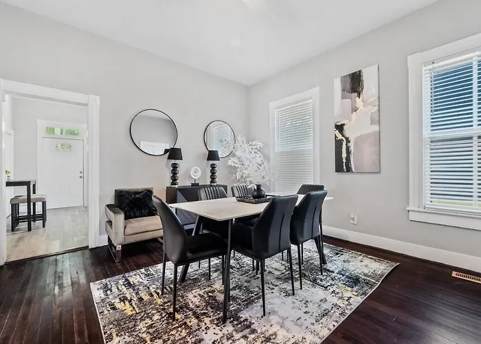 West High 3Br Private Backyard Petersburg Gem