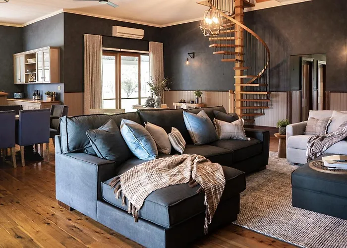 Dal Zotto Homestead & Petite Retreats