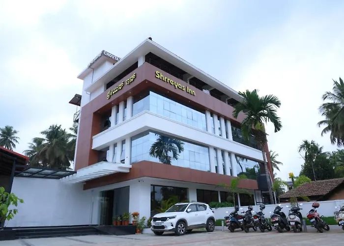 Shrreyas Inn Boarding & Lodging