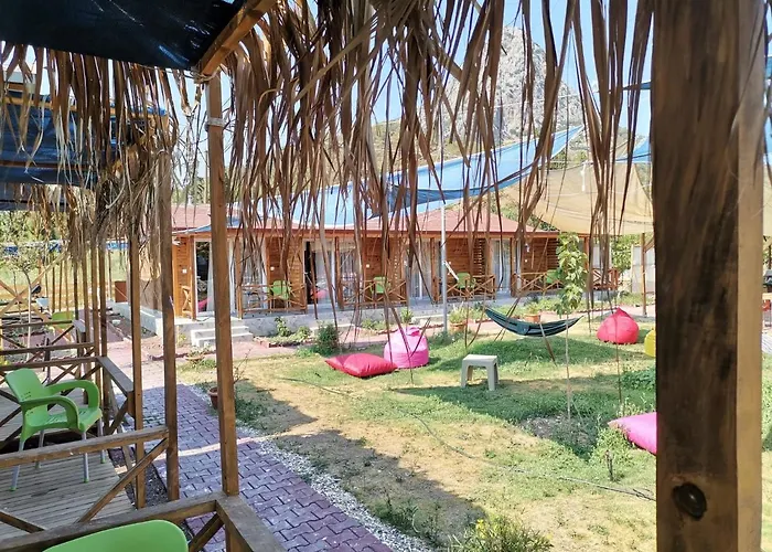 Zeyos Lodge Hotel&Restaurant