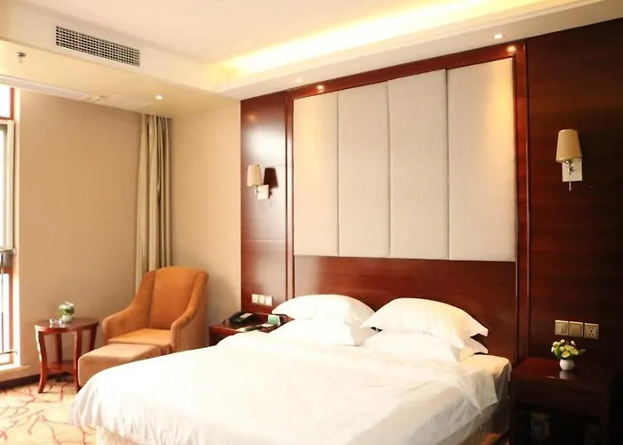 Greentree Inn Anqing East Yingbin Road High-Speed Railway Station