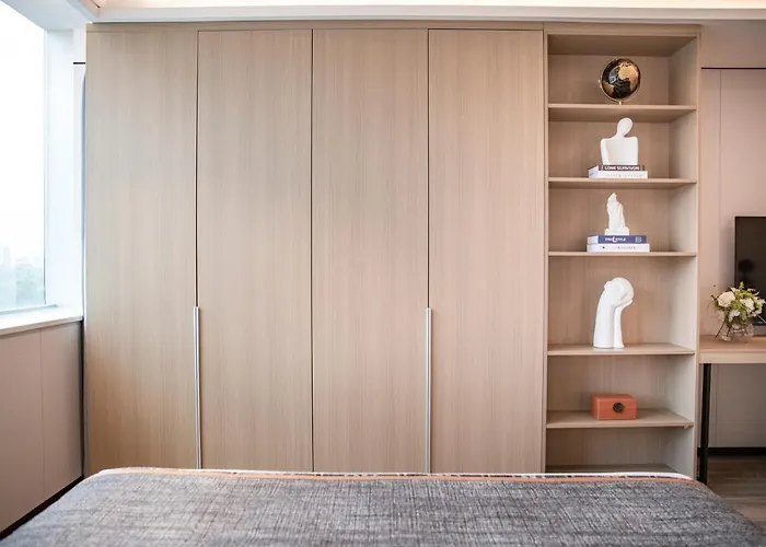 CM Serviced Apartment Shenzhen Dongmen