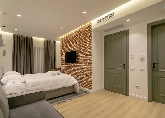 Elegance Boutique Hotel