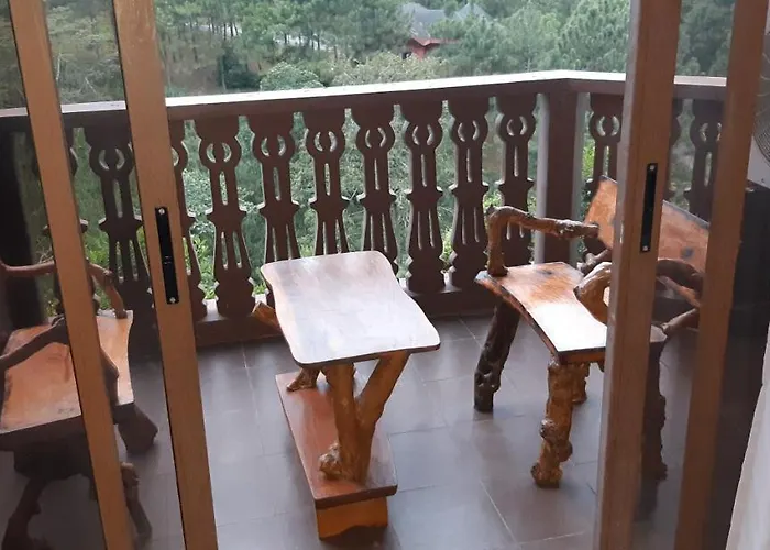 Carol Crosswinds Tagaytay