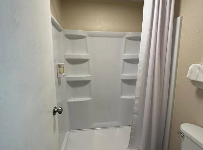 Ambassador Inn "Weekly Rate Available"