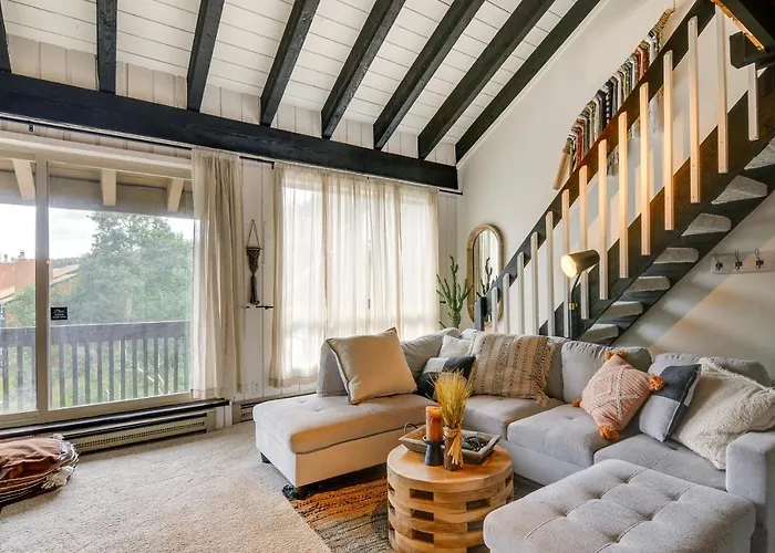 Brian Head Vacation Rental: Walk To Giant Steps!