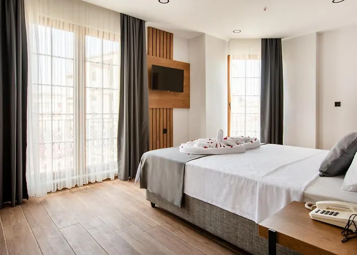 Grand Business Hotel