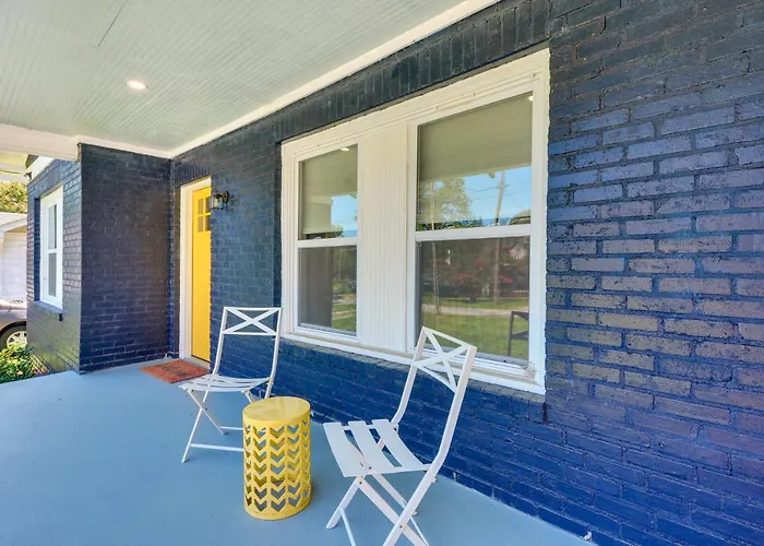 High Point Vacation Rental W/ Private Deck & Yard!