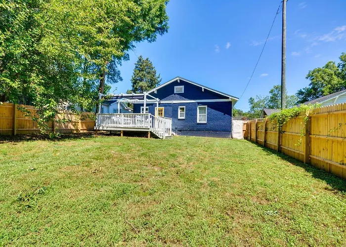 High Point Vacation Rental W/ Private Deck & Yard!