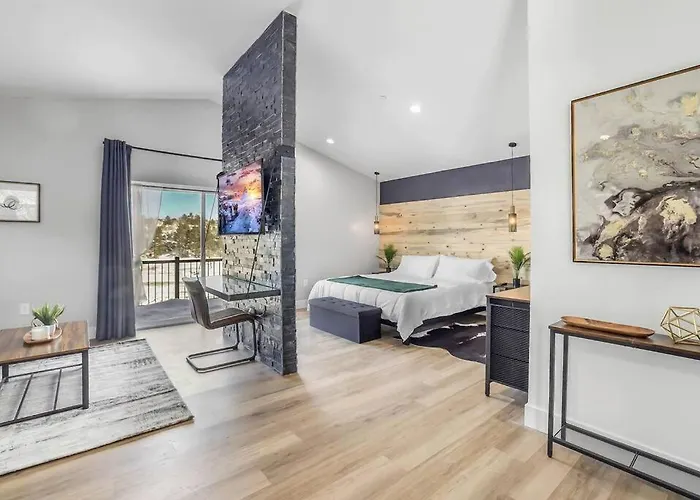 Luxury Mountain Escape!