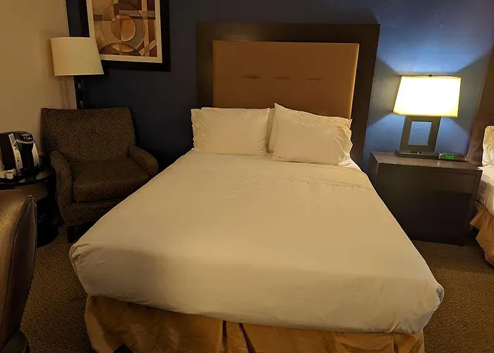 Surestay Plus Hotel By Best Western Ashland