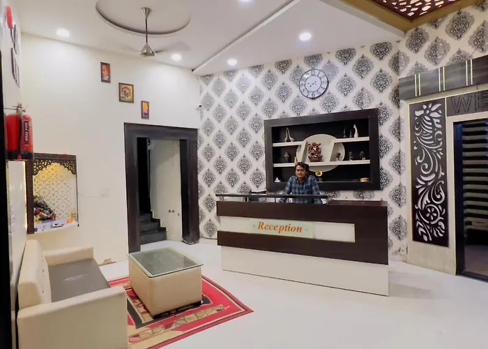Hotel Alok Residency