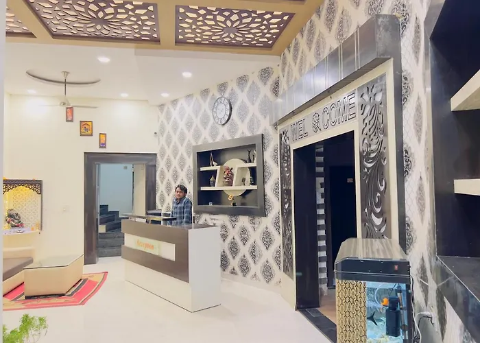 Hotel Alok Residency