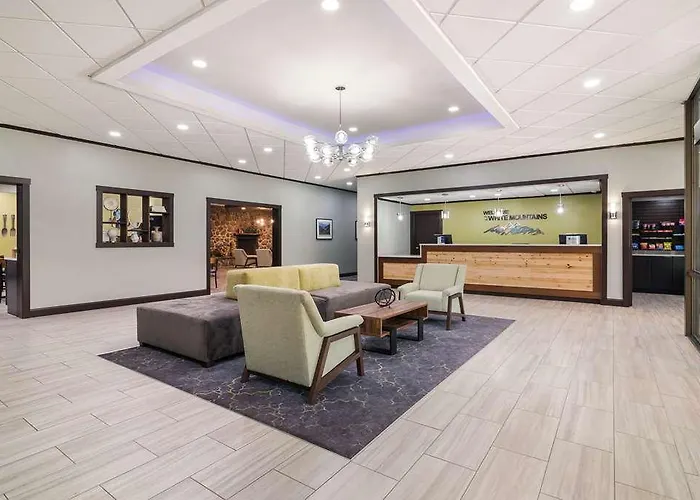 Best Western Plymouth Inn-White Mountains