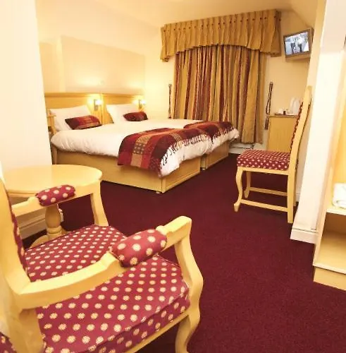 Gateway Hotel