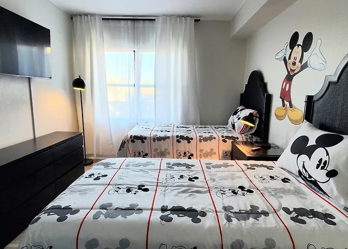 Remodeled 2Bd/2Ba Condo Mins From Universal Studio