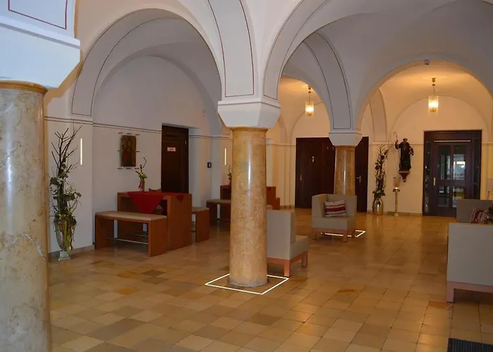 Gaestehaus Schweiklberg