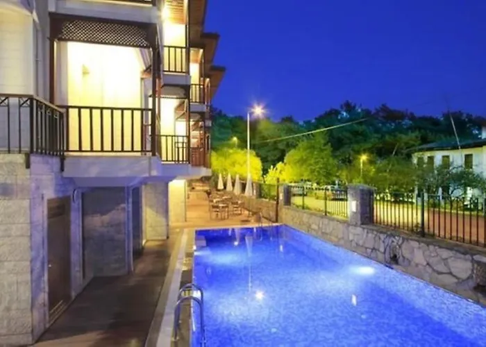 Summer Otel