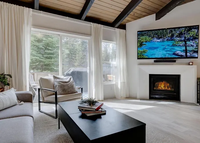 Luxury Tahoe Getaway In Incline Village