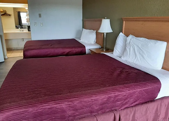 Centralia Inn