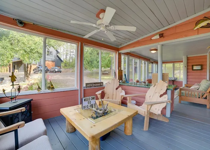 Riverfront Cheboygan Cabin W/ Kayaks & Dock!