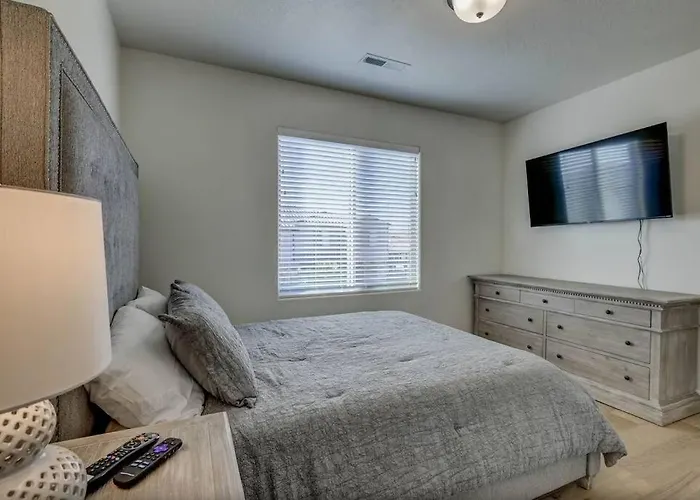 New Townhome - Private Hot Tub, Fire Pit & Pool At Quiet Vida-Sol Community