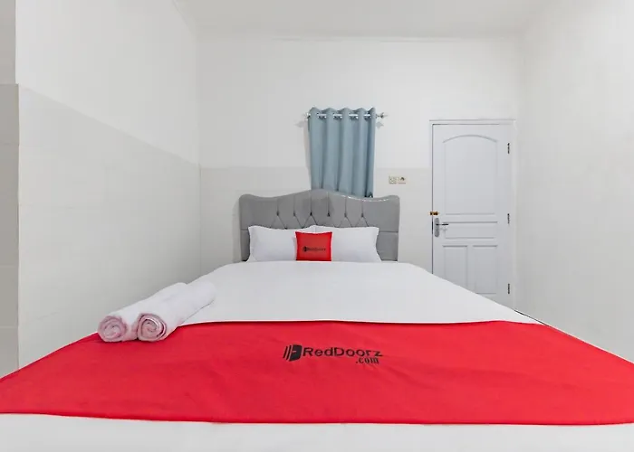 Reddoorz Syariah Near Alun Alun Ciledug Cirebon