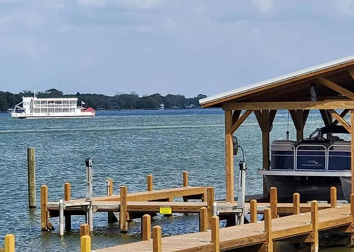 Camp St. Cabanas Unit 2 On Lake Dora