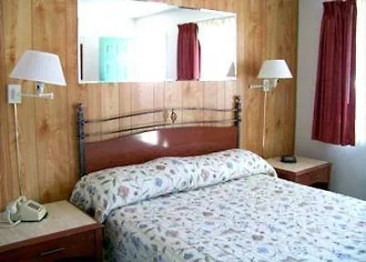 Stagecoach Motel