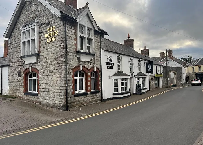The White Lion Hotel