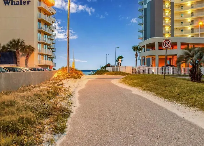 Snowbird Haven: Big Monthly Savings, Steps To Sand
